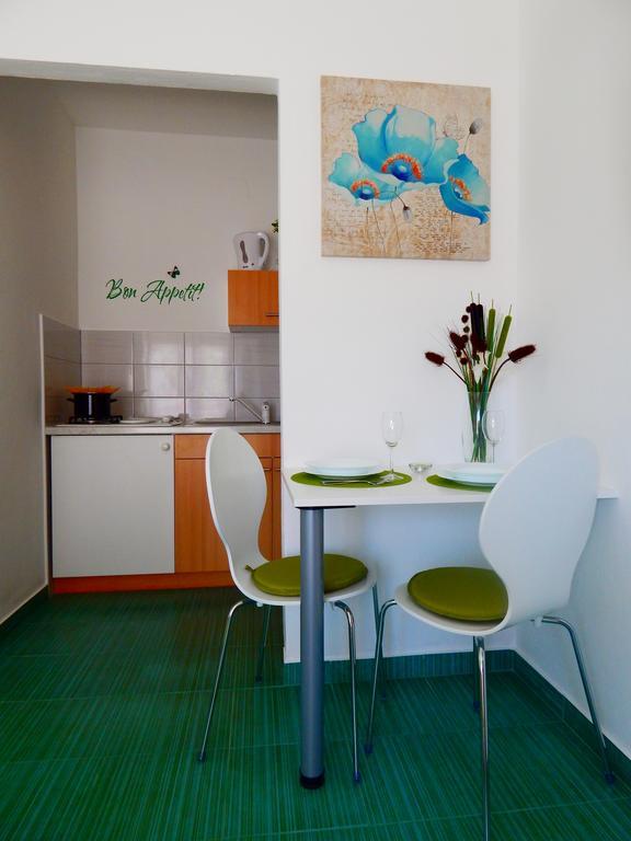 Apartments & Rooms Marinka Zadar Phòng bức ảnh