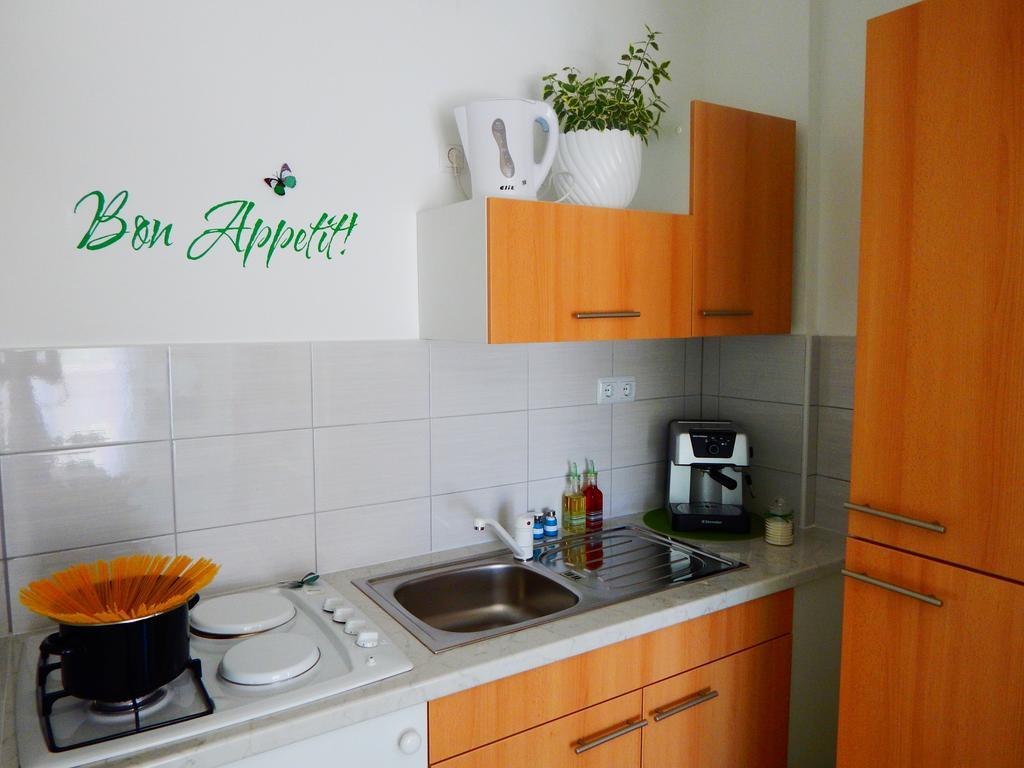 Apartments & Rooms Marinka Zadar Phòng bức ảnh