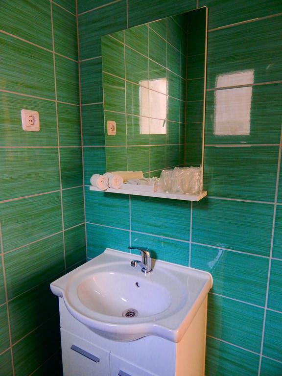 Apartments & Rooms Marinka Zadar Phòng bức ảnh