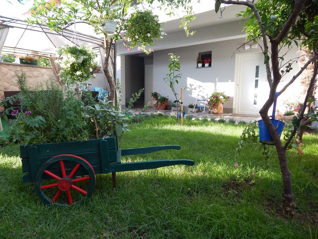 Apartments & Rooms Marinka Zadar Ngoại thất bức ảnh